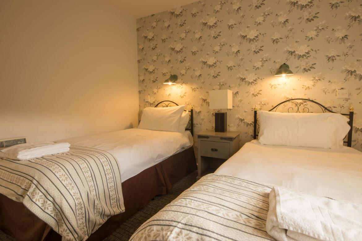 Eyam Cottage - Darwin Lake Holiday Village Matlock  Exteriör bild